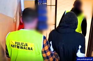 [VIDEO] Włamał się do przychodni i ukradł szczepionki. Po kilku godzinach został zatrzymany i usłyszał zarzut