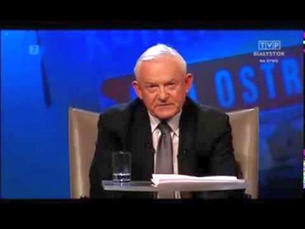 Leszek Miller: Deportować nielegalnych imigrantów i siłami porządkowymi oczyszczać wyjęte spod prawa dzielnice europejskich miast